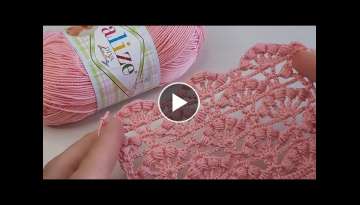 Explanation of the knitting pattern you can use to make easy crochet vest shawls