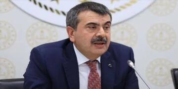 MEB’de Taşeron Hizmet Alımı Modeline Dönüş Sinyali: Okullara Temizlik ve Güvenlik Hizmeti Satın Alınacak!